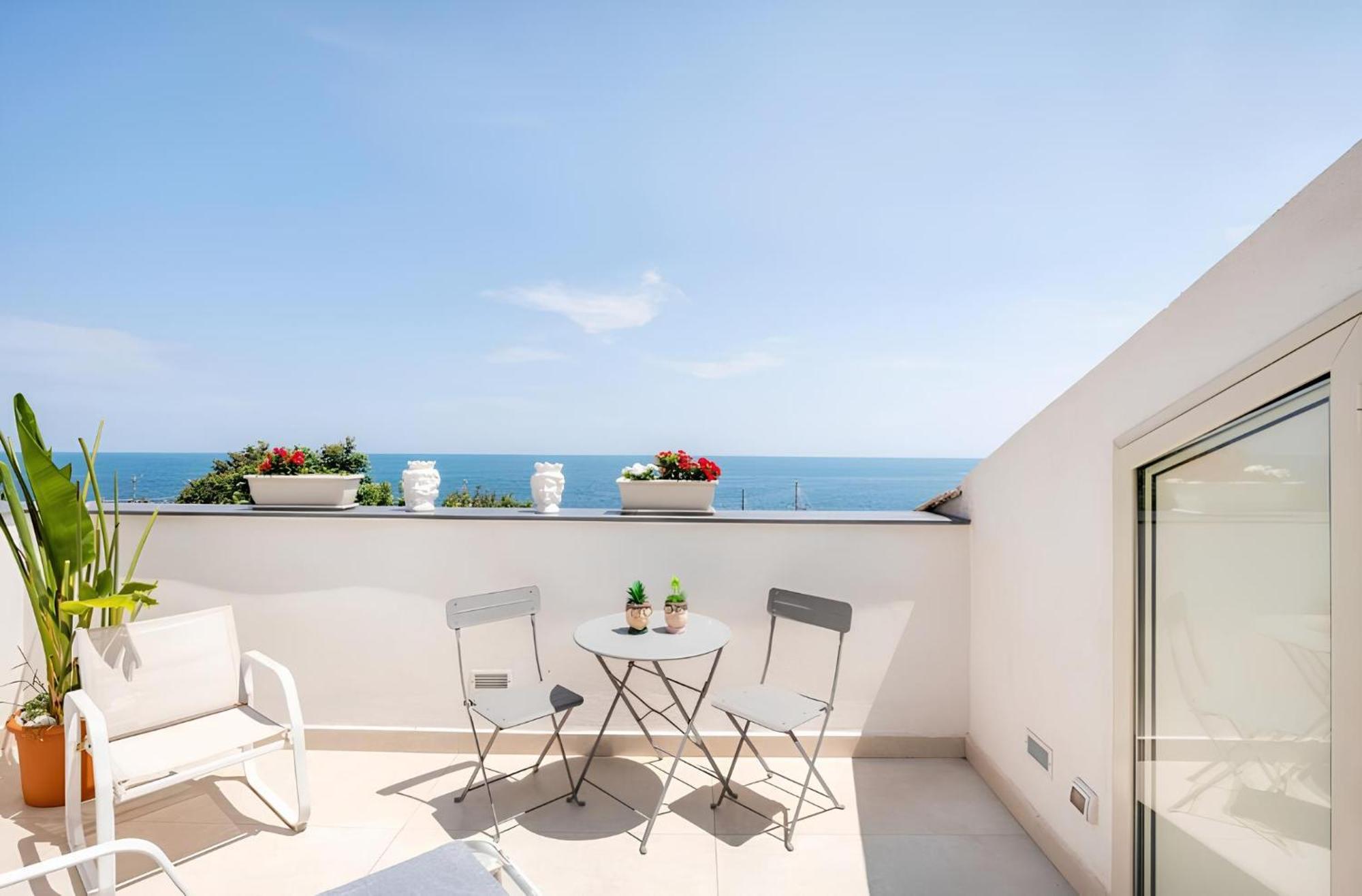 Mare Damuri Con Terrazza Vista Mare Apartment Catania Exterior photo